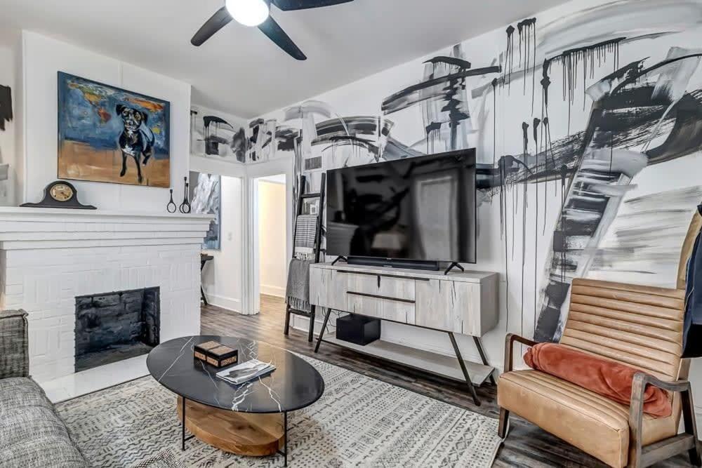 Contemporary Apartment - 5 Min To Tiaa Bank Field! Jacksonville Bagian luar foto