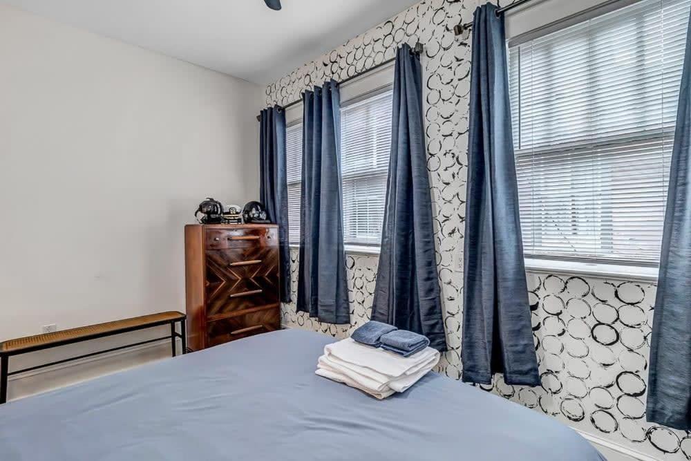 Contemporary Apartment - 5 Min To Tiaa Bank Field! Jacksonville Bagian luar foto