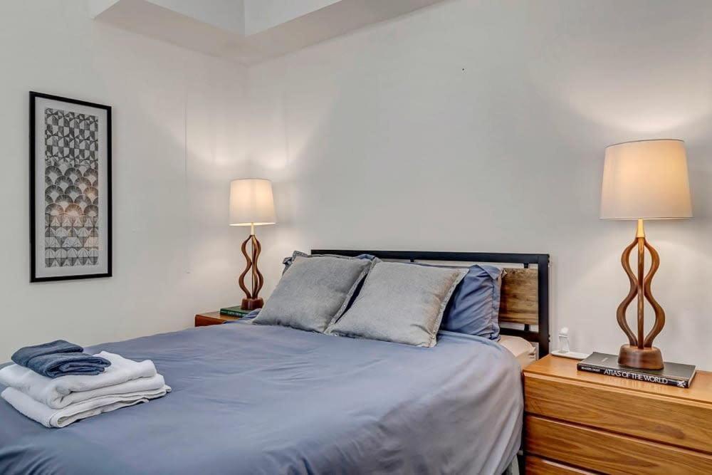Contemporary Apartment - 5 Min To Tiaa Bank Field! Jacksonville Bagian luar foto